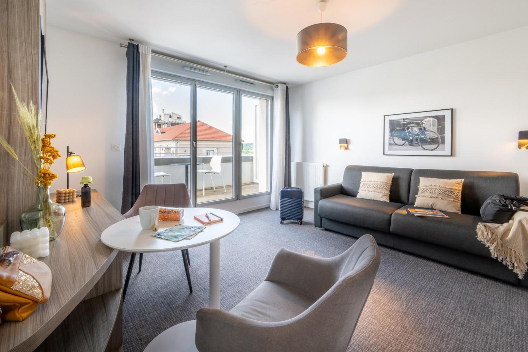 Nemea Appart Hotel Grand Coeur Nancy Centre Eksteriør billede